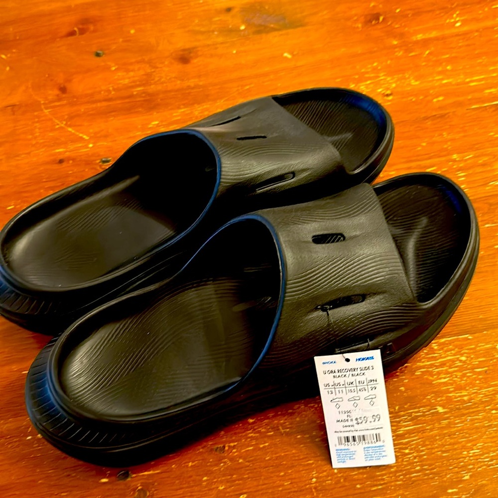 Hoka Ora Recovery slide